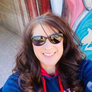 Meet your Posher, Dawn